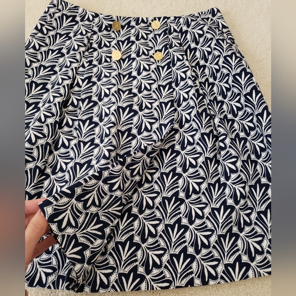 Draper James Blue/White Patterned Skirt sz2 - Picture 3 of 12
